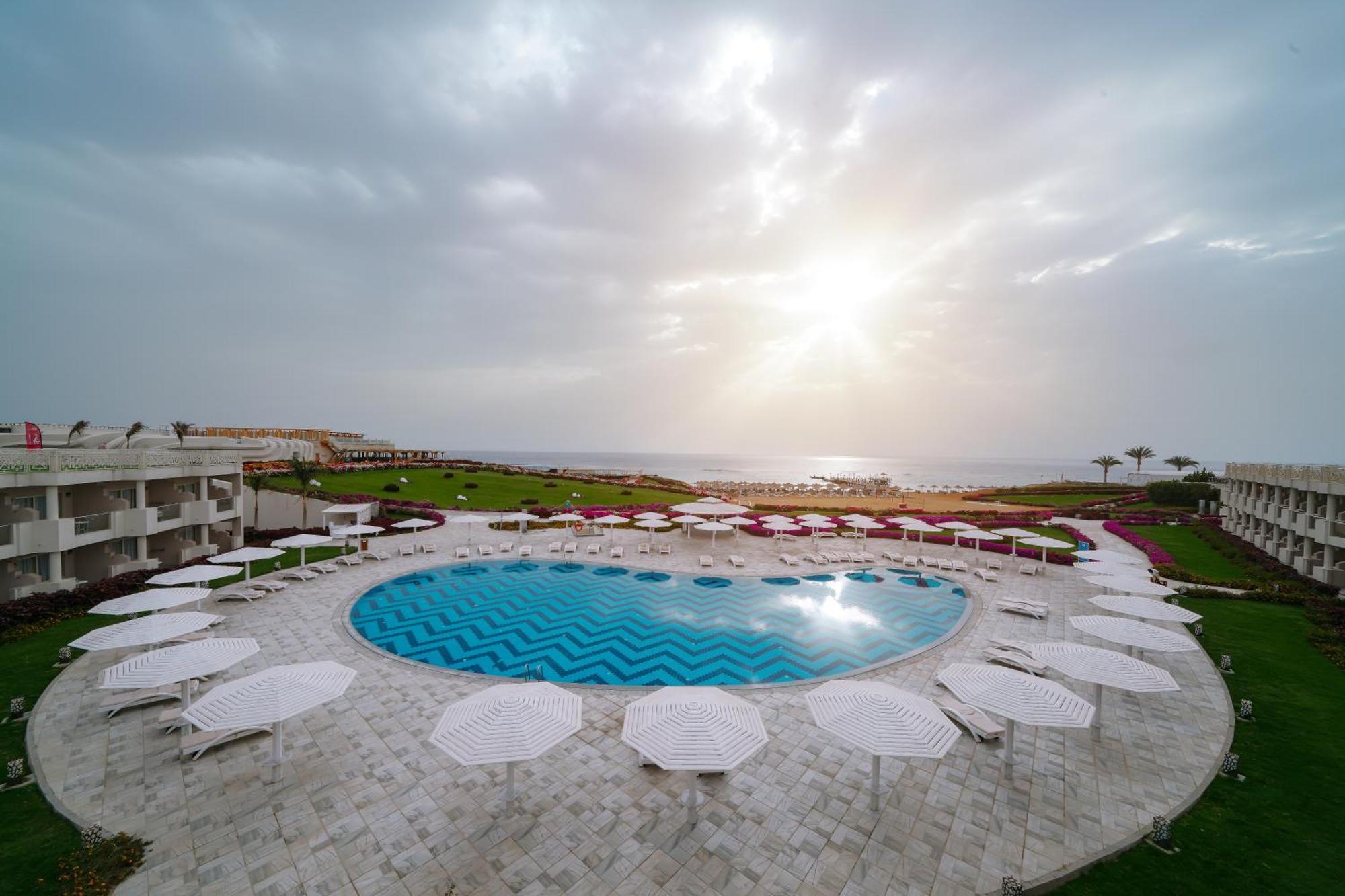 Sirena Beach Resort & Spa 마사 알람 외부 사진